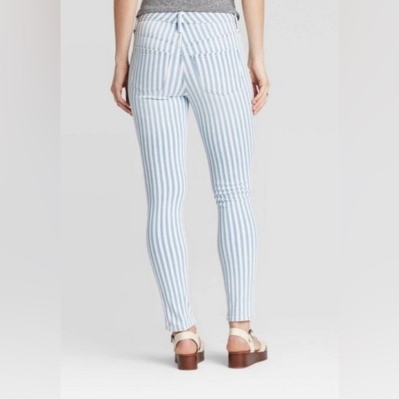 Universal Thread High Waist Striped Skinny Jeans 00/24R - Picture 2 of 10